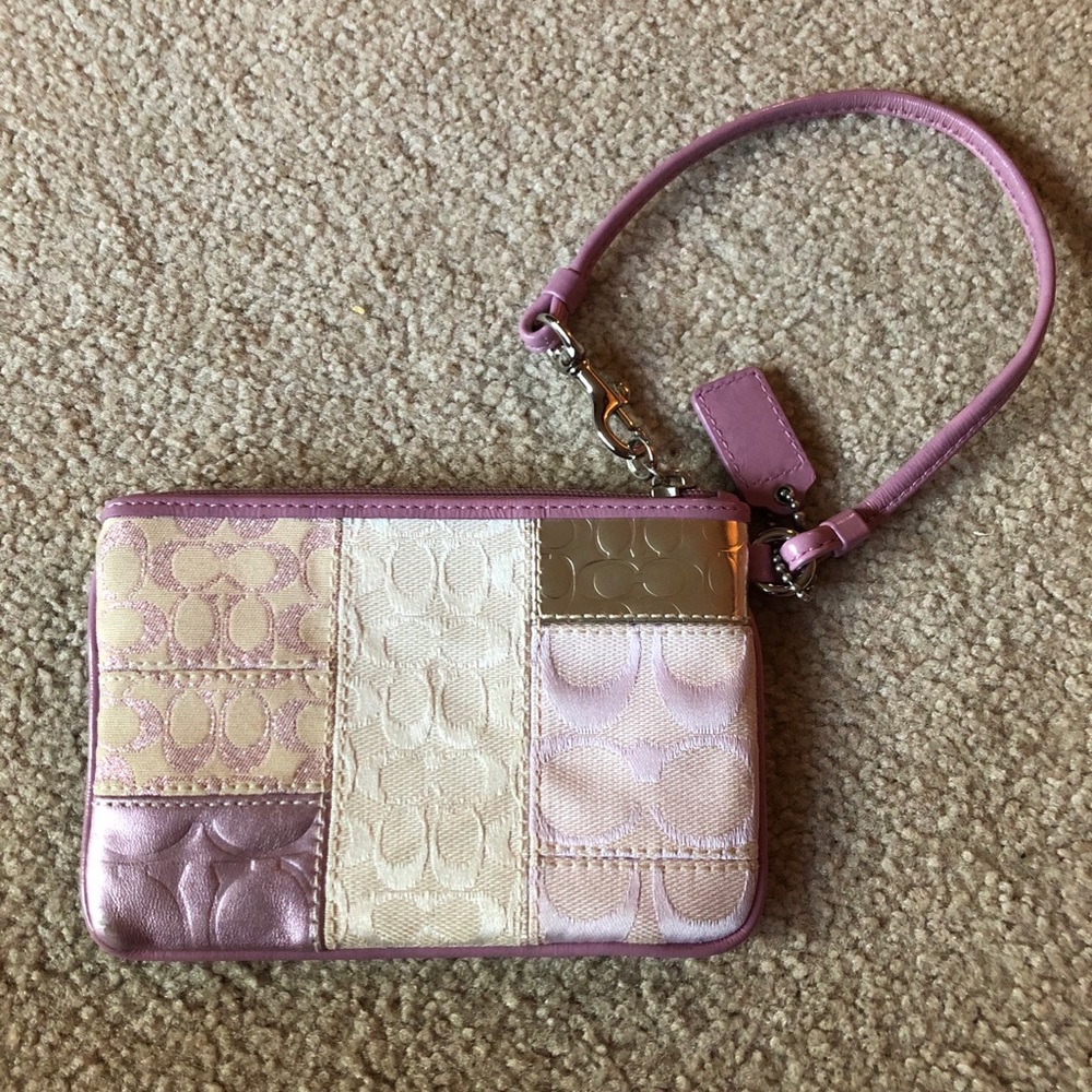 Coach Wristlet - Picture 3 of 4